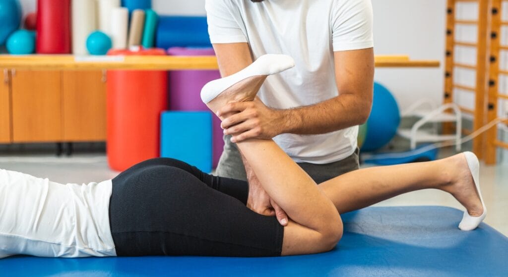 điều trị đau thần kinh tọa