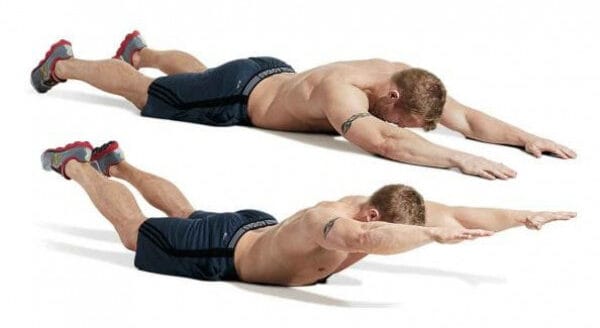 tư thế siêu nhân