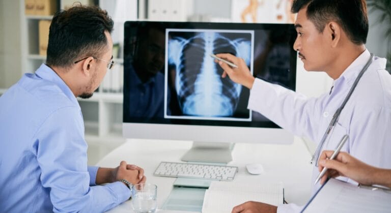 khoảng cách giữa 2 lần chụp x-quang