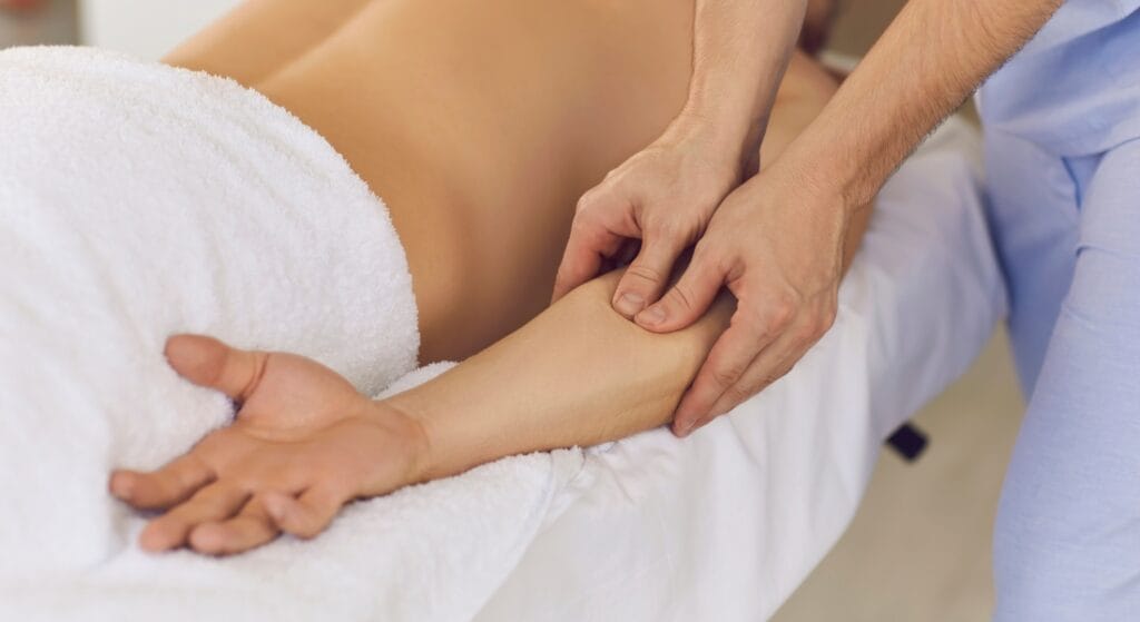 chữa đau nhức xương khớp toàn thân