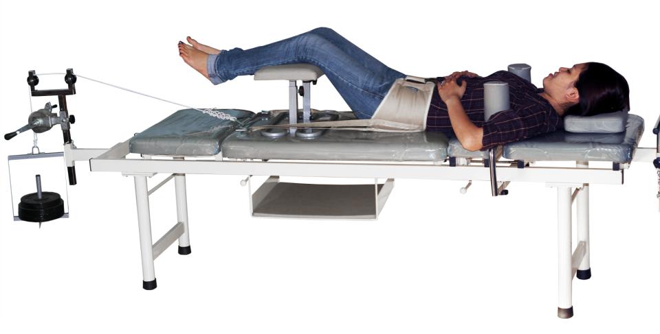 máy kéo giãn cột sống thắt lưng