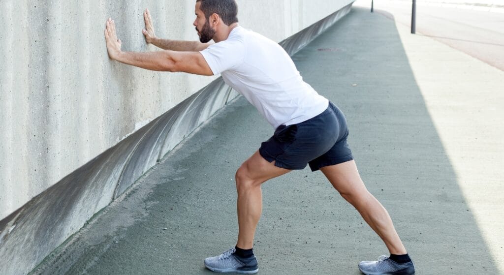 bài tập giãn cơ bắp chân