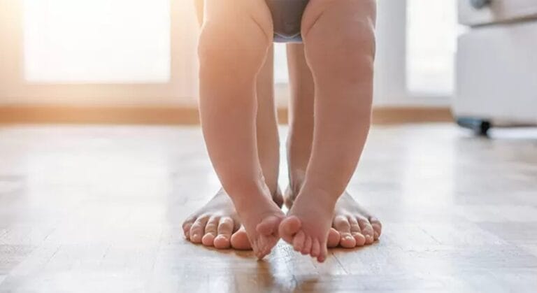 chân vòng kiềng có chữa được không