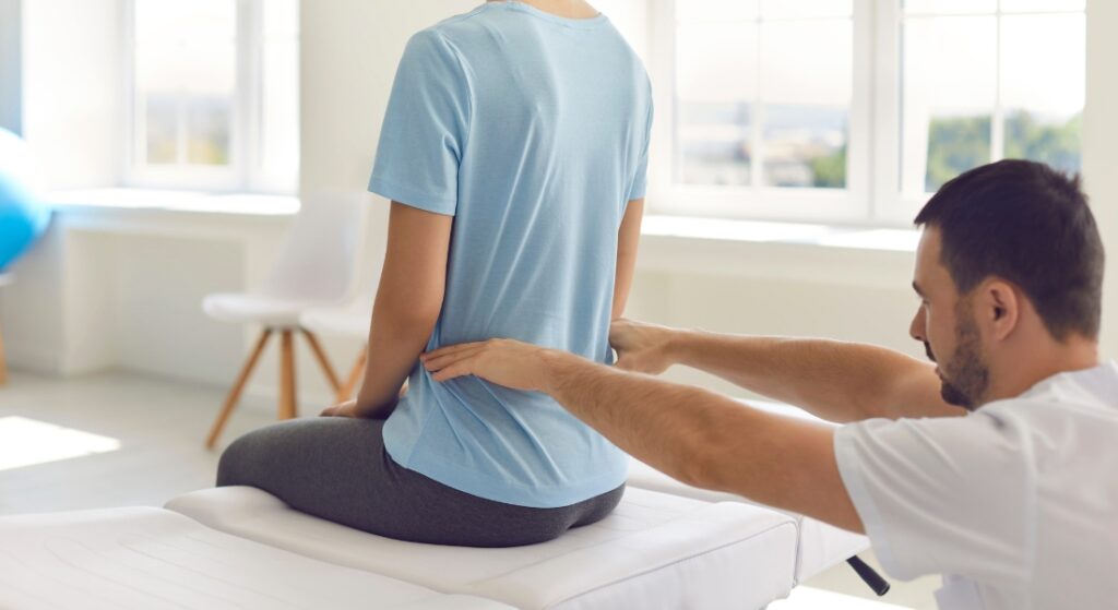 điều trị đau xương cụt