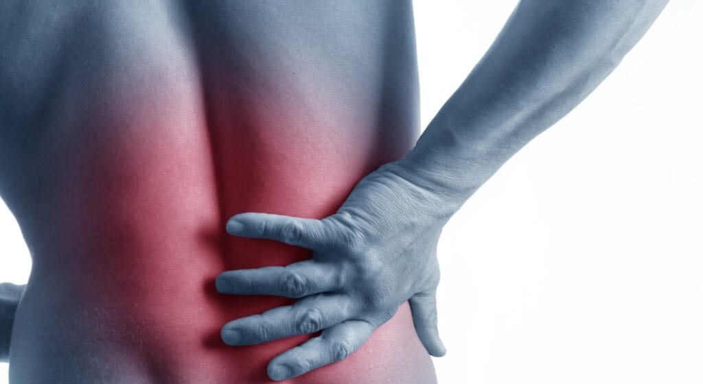 nguyên nhân đau giữa lưng