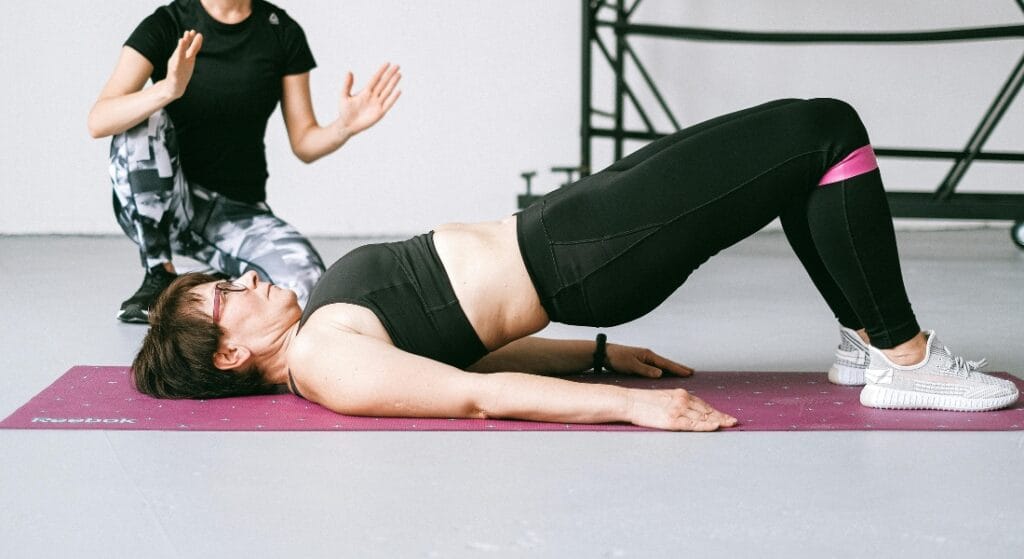 bài tập giảm đau xương chậu