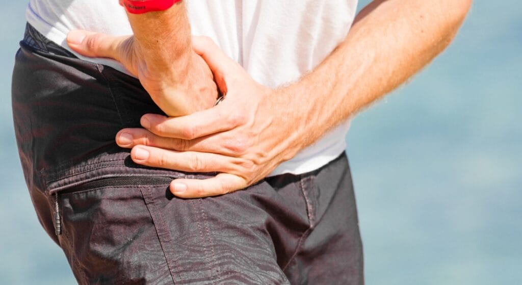 triệu chứng đau khớp háng